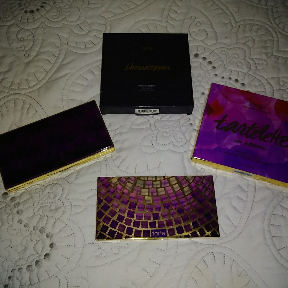Set of 4 Tarte Palletes